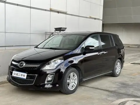 Mazda 8 2011