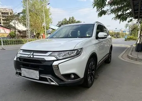 Mitsubishi 欧蓝德 2019