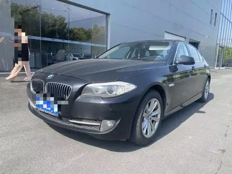 BMW 5 Series 2011