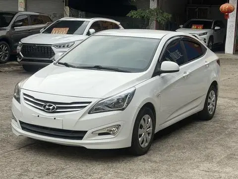 Hyundai 瑞纳 2016