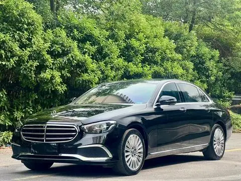 Mercedes-Benz E-Class 2023