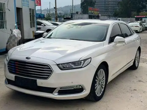 Ford 金牛座 2017