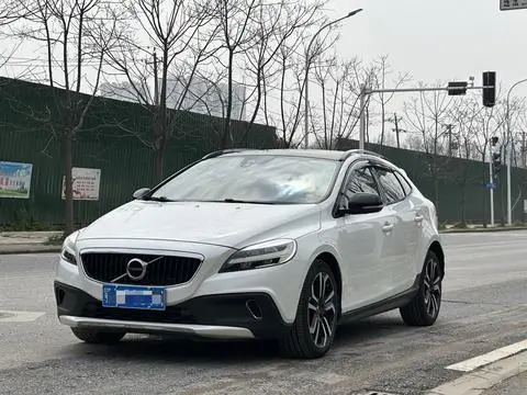 Volvo V40 2017
