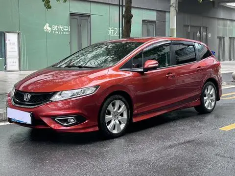 Honda Jade 2016