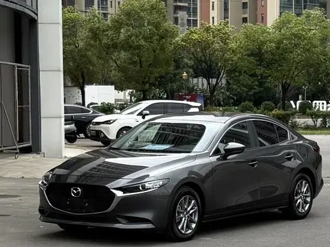 Mazda 3 昂克赛拉 2020 — фото 1