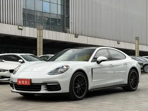 Porsche Panamera 2021 — фото 1