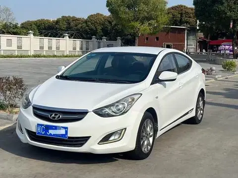 Hyundai Elantra Langdong 2015