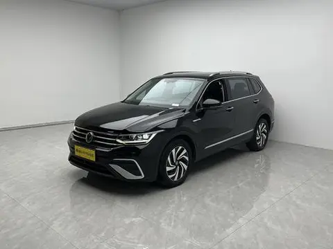 Volkswagen Tiguan L 2022