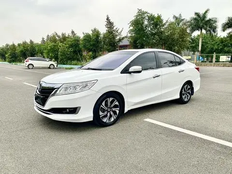 Honda Crider 2016