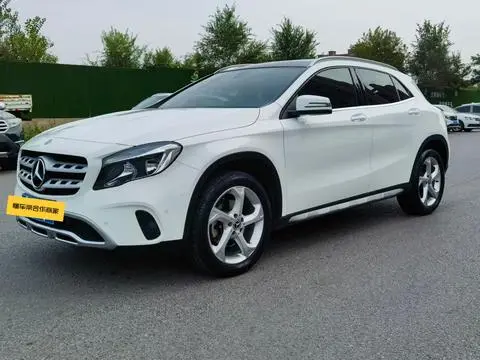 Mercedes-Benz GLA 2019