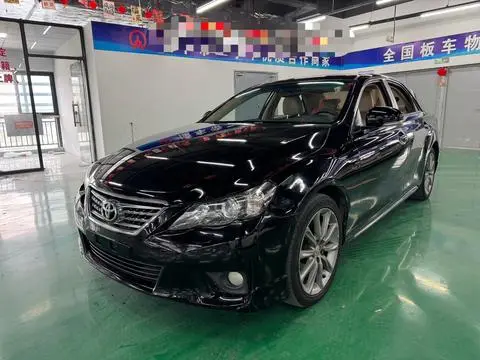 Toyota Reiz 2012