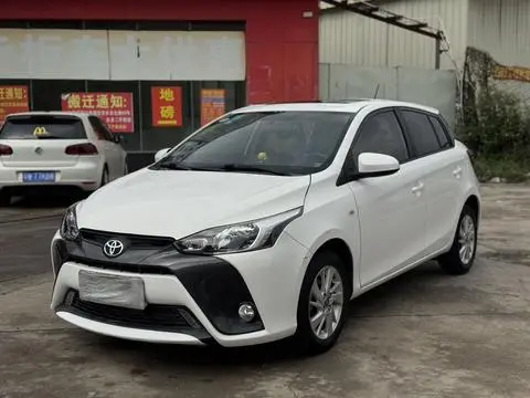 Toyota YARIS L 2016