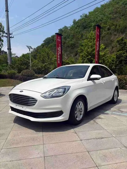 Ford Escort 2019