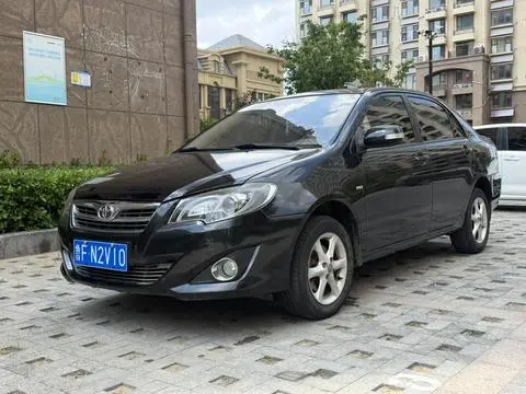 Toyota Corolla Altis 2013