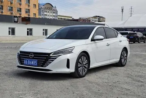 Nissan Teana 2022