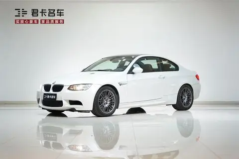 BMW M3 2011
