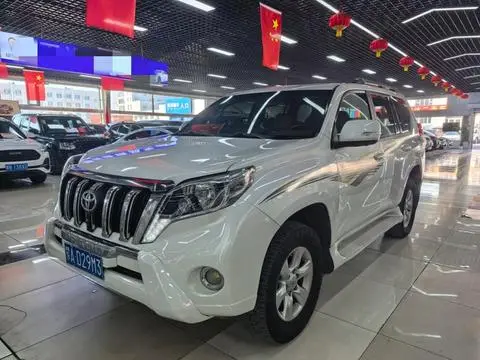 Toyota Prado 2010 — фото 1