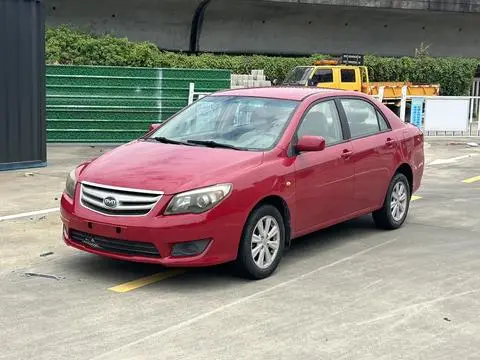 BYD L3 2013