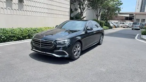 Mercedes-Benz E-Class 2022 — фото 1