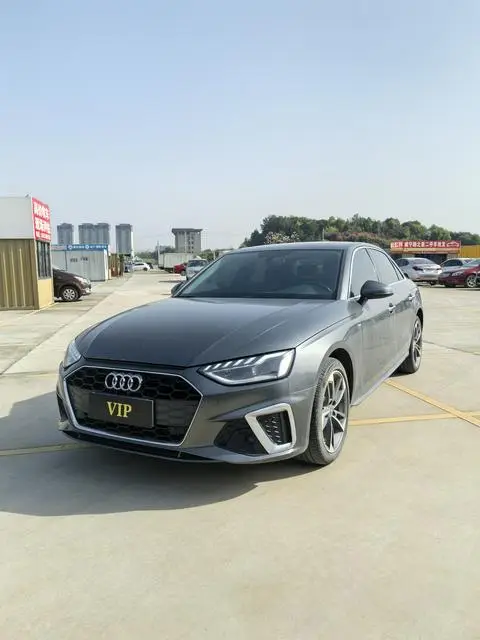 Audi A4L 2022