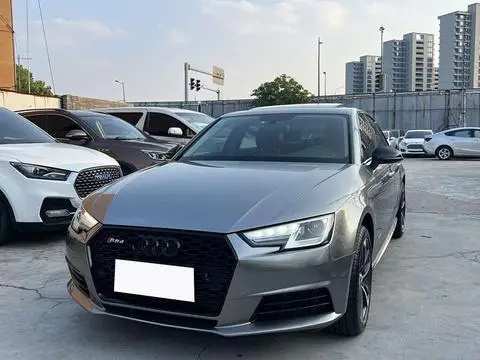 Audi A4L 2017