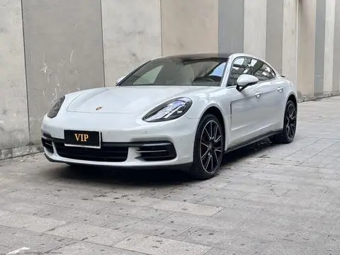 Porsche Panamera 2019