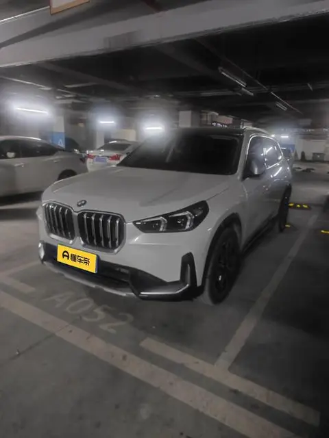 BMW X1 2023 — фото 1
