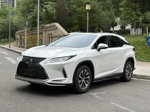 Lexus RX 2020