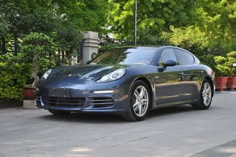 Porsche Panamera 2014