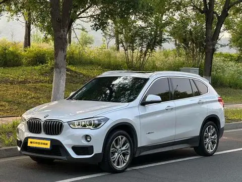 BMW X1 2018 — фото 1