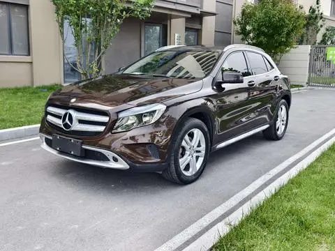Mercedes-Benz GLA 2015