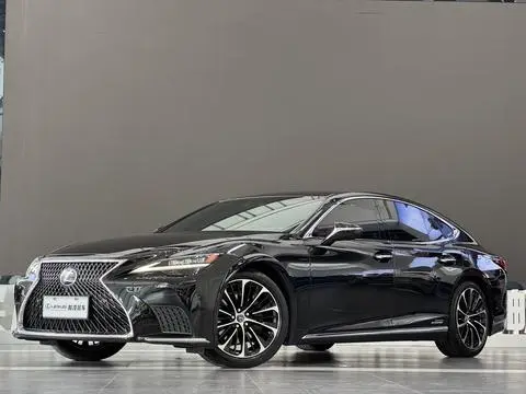 Lexus LS 2021