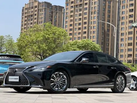 Lexus LS 2020