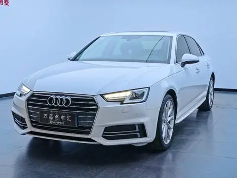 Audi A4L 2018 — фото 1