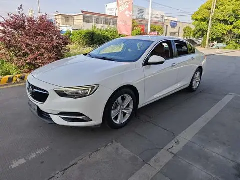 Buick Regal 2017 — фото 1