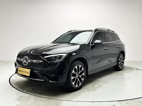 Mercedes-Benz GLC 2025