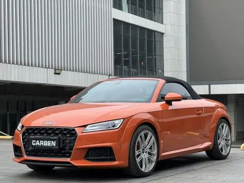 Audi TT 2021 — фото 1