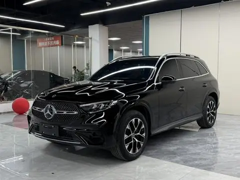 Mercedes-Benz GLC 2024 — фото 1