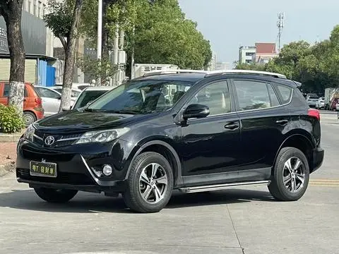 Toyota RAV4 2015