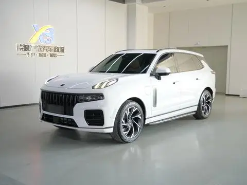 Lynk & Co 09 EM-P 2021