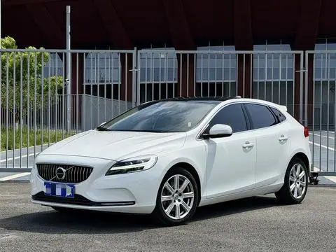 Volvo V40 2017