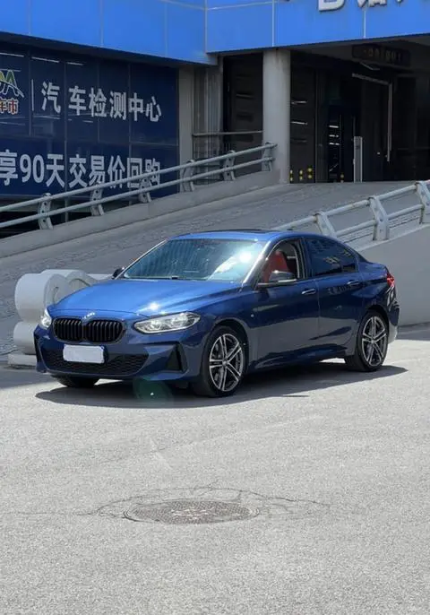BMW 1 Series 2021