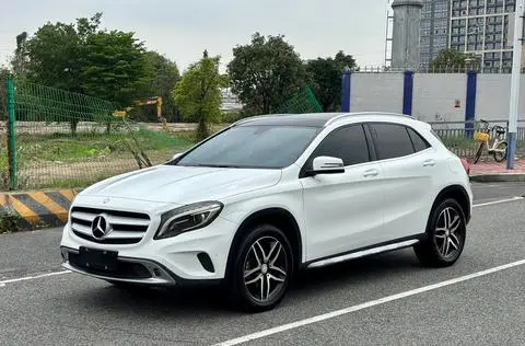 Mercedes-Benz GLA 2016