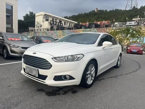 Ford 蒙迪欧 2013