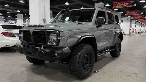 TANK 300 2023