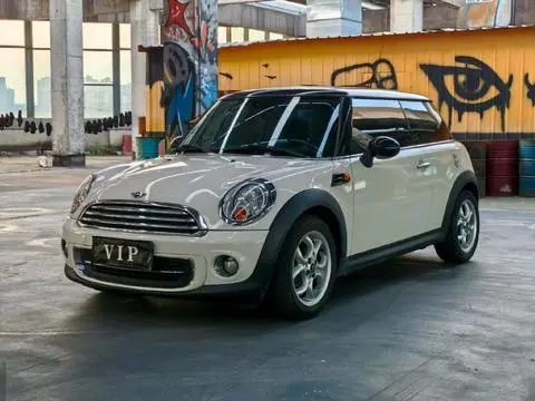 MINI MINI 2012
