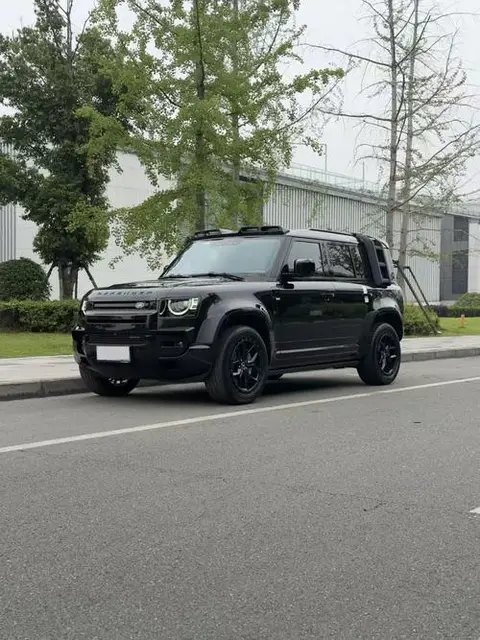 Land Rover 卫士 2023