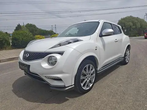 Infiniti ESQ 2014