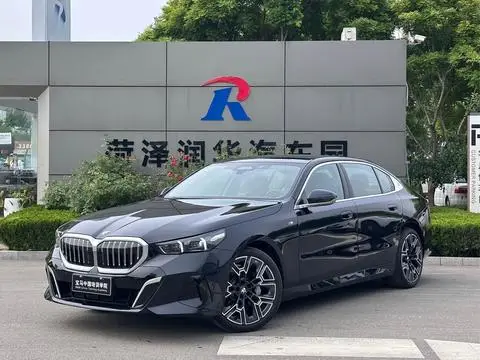BMW 5 Series 2024