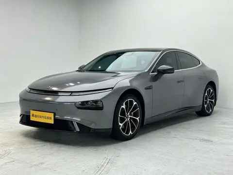 XPeng 小鹏P7 2020